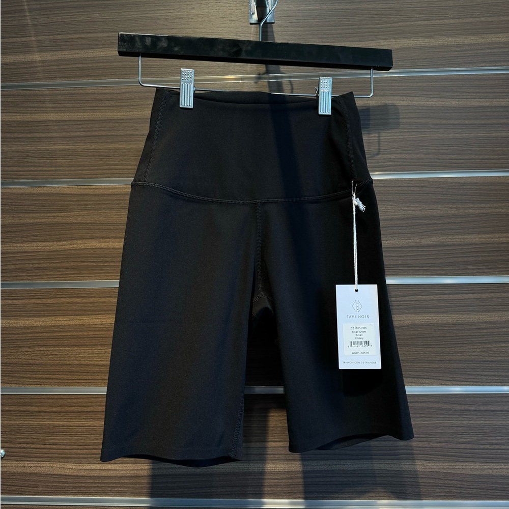 NWT Tavi Noir Stash and Dash Biker Short Black